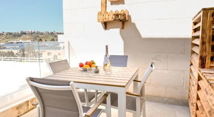 Viviani Court 2bd Modern Apt Xewkija Gozo - Happy Rentals - Image 1