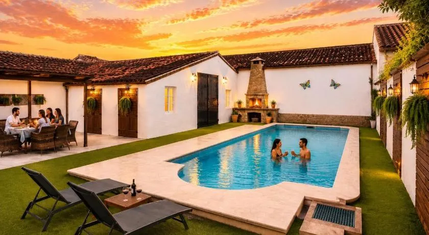 Villa Familiar l Piscina I Cine l Bbq l Sala de Juegos I 6min Segovia I 50min Madrid I 17 px - Image 1