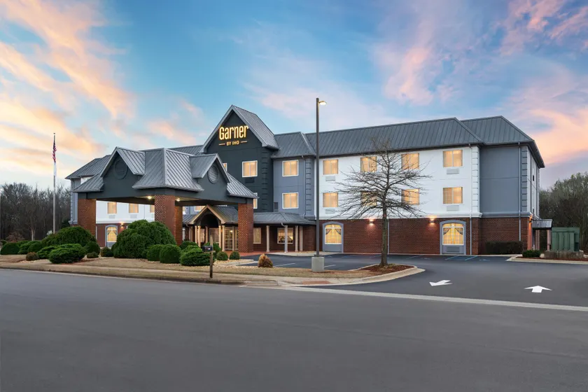 Garner Hotel Madison - Huntsville Airport by IHG - Image 1