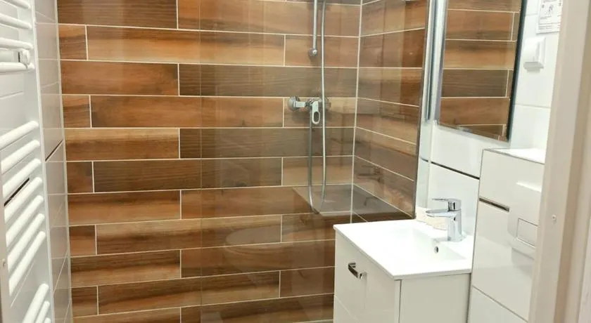 Gospoda PRL Jedlina zdrój - Image 1