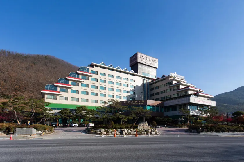 Danyang tourist hotel Edelweiss - Image 1
