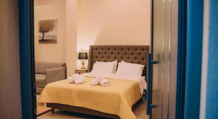 Nicolas Luxury Suites - Image 1