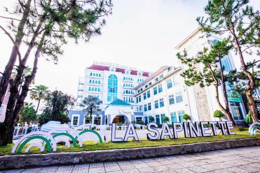 La Sapinette Hotel Dalat - Image 1