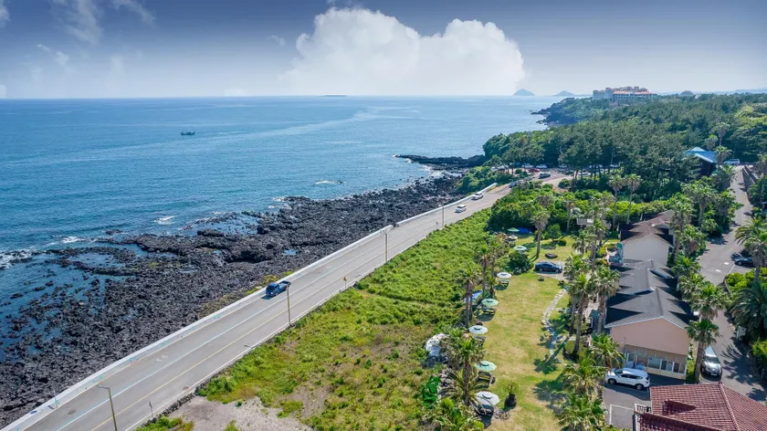 Jeju seawalk - Image 1