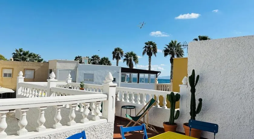 Casa del Sol - Casa familiar junto a la playa con vistas al mar en Almería - Image 1