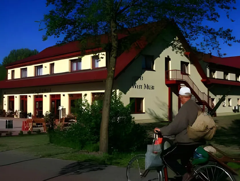 Seehotel Weit Meer - Image 1