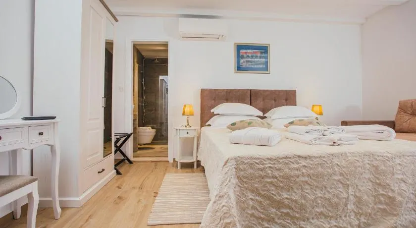 Boutique Room Kaliopi - Image 1