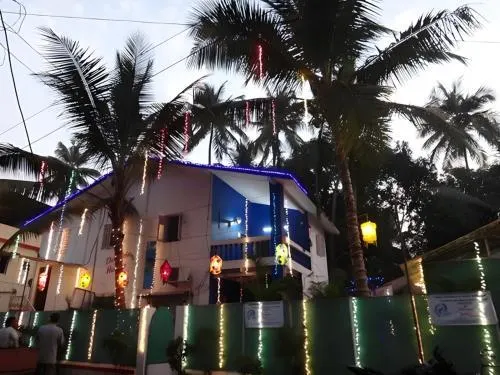 Dolphin House Beach Resort - Image 1