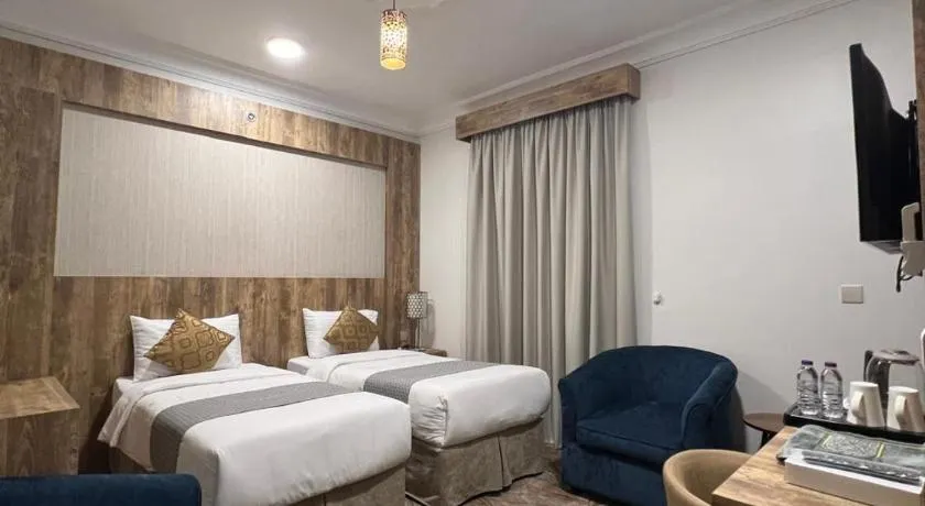 فندق الزهراء الراقي Alzahra Alraqi Hotel - Image 1