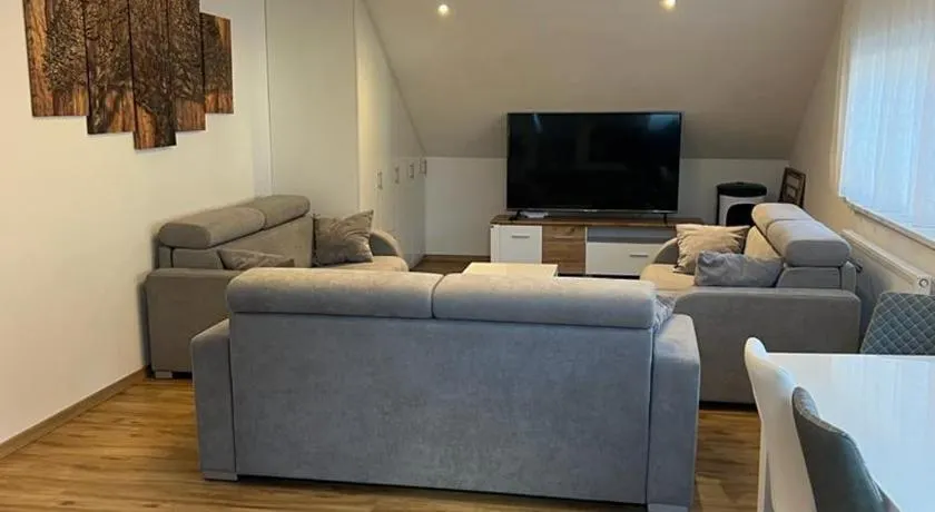Ferienwohnung Alpina - Image 1