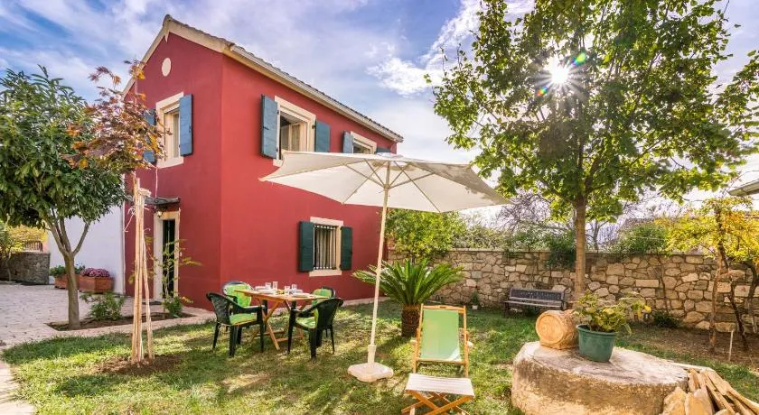 Traditional Rustic Maisonette and House by Konnect - Image 1