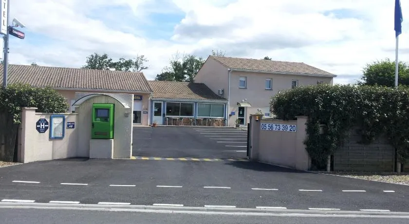 Tour Hôtel - Image 1