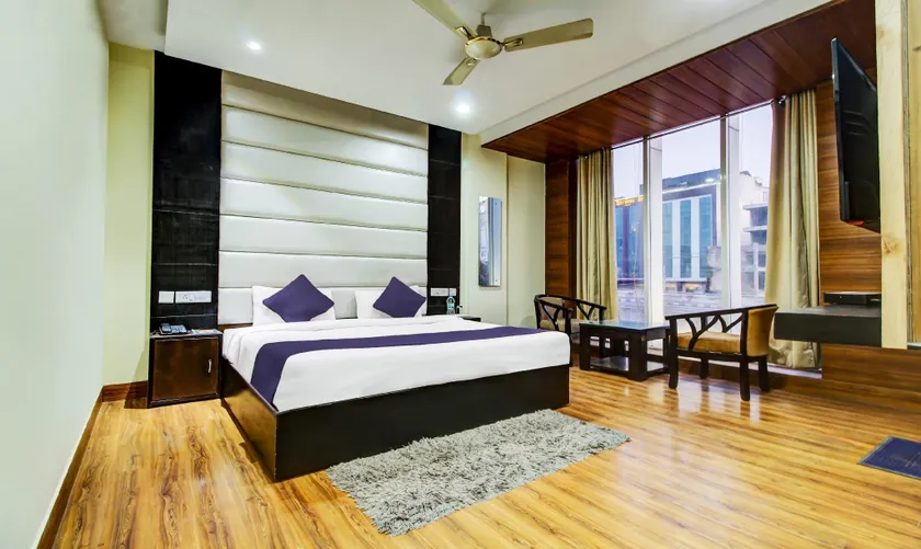Hotel The Diamond - Image 1