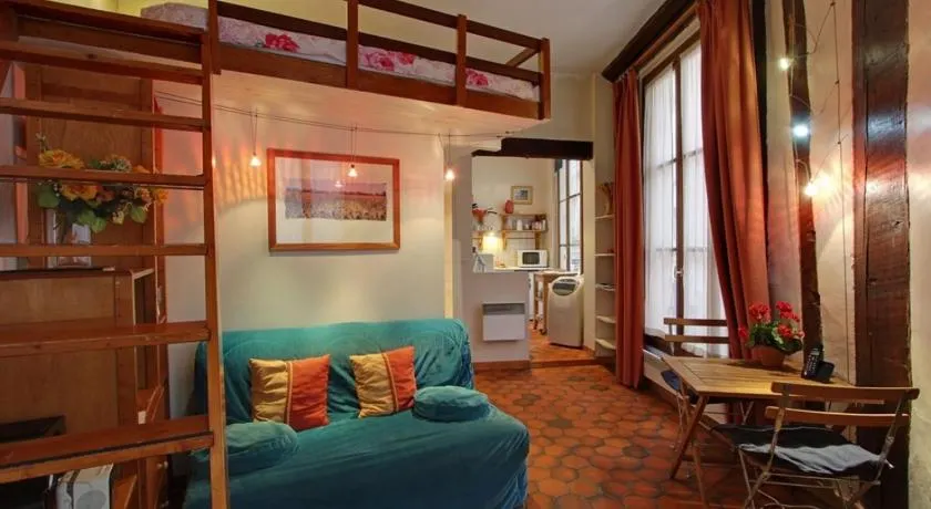 Studio convivial à Paris, 30 m² avec vue sur la ville - Image 1