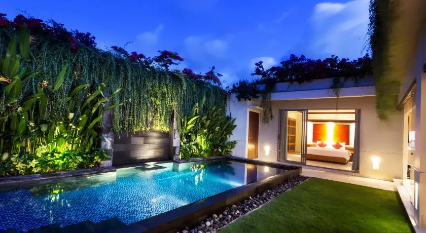 Villa by the Beach - Image 1