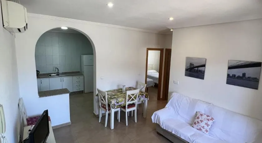 Apartamentos Maruja - Image 1