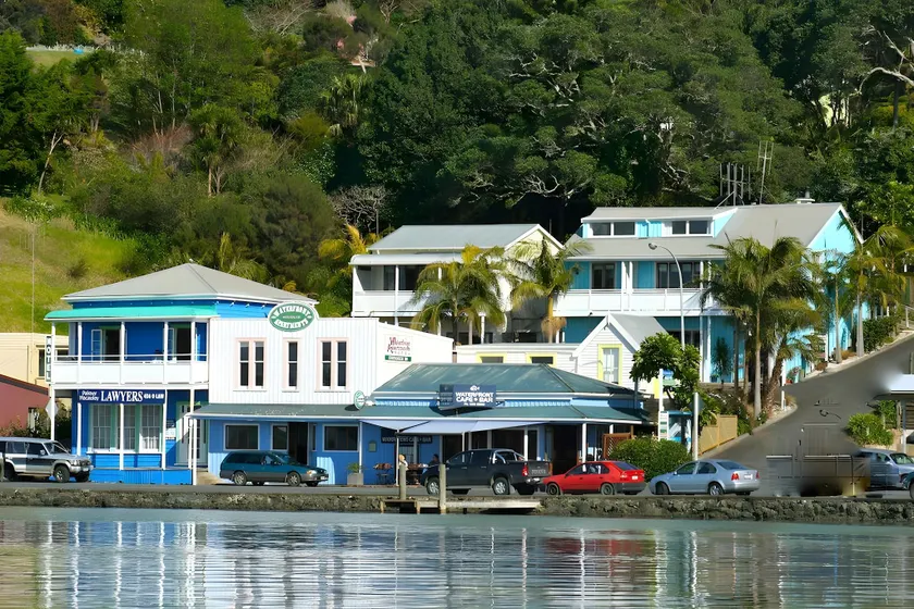 Mangonui Waterfront Apartments - Image 1