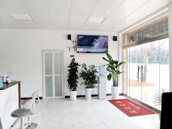Jinan Yiju Business Hotel - Image 1