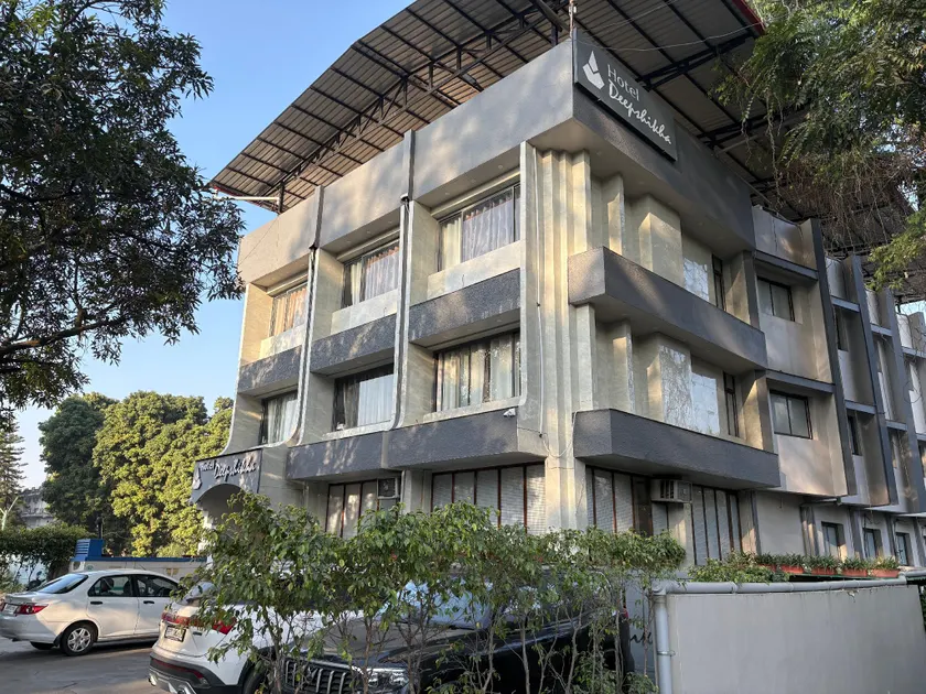 Hotel Deepshikha - Image 1