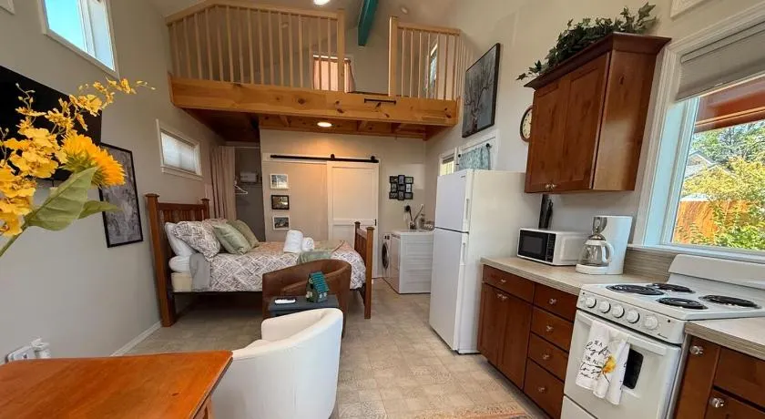 Cozy Tiny Home Near Greenbelt & Whitewater Park • Walk to River • W/D • Patio • Near Downtown - Image 1