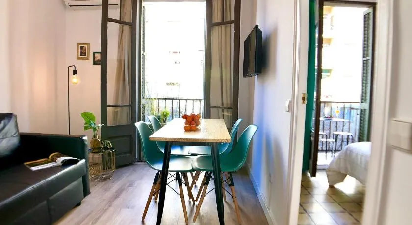 LEPANTO APARTMENTS 150m FROM SAGRADA FAMILIA - Image 1