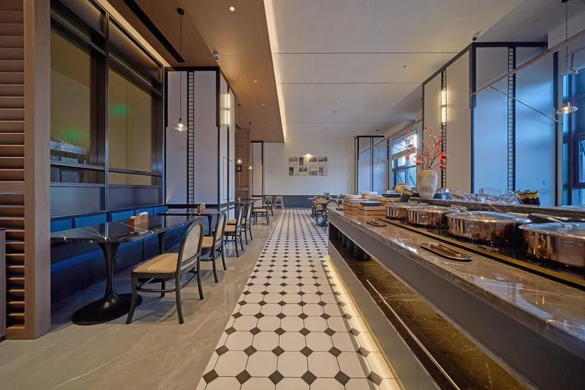 Starway Hotel (Huizhi Wuzhoucheng, Changjiang Road, Harbin) - Image 1