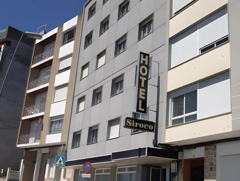 Hotel Siroco Portonovo - Image 1