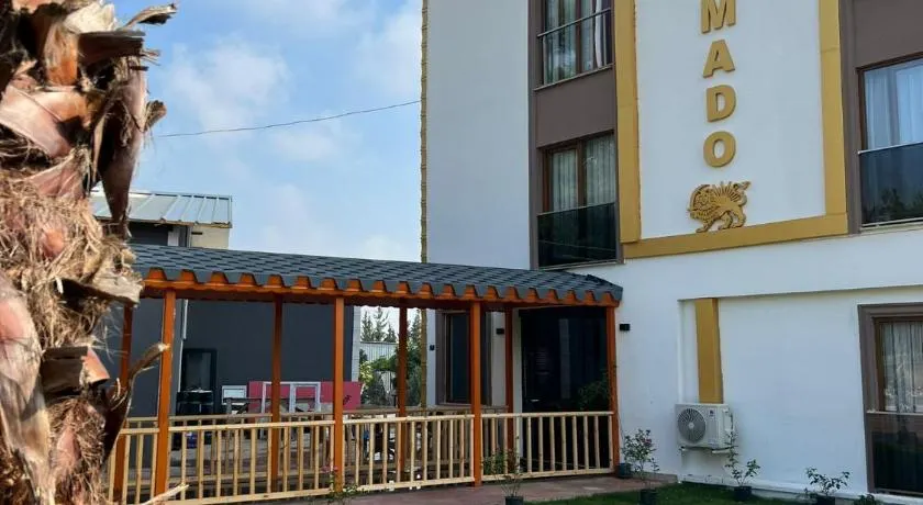 Asimado Hotel - Image 1