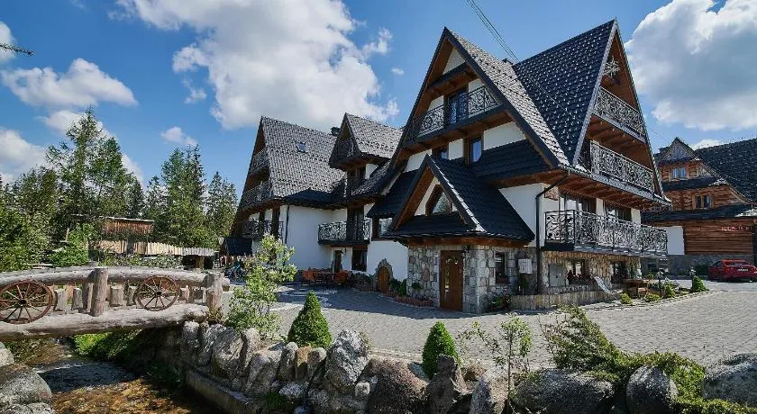 Leśny Dwór - Image 1