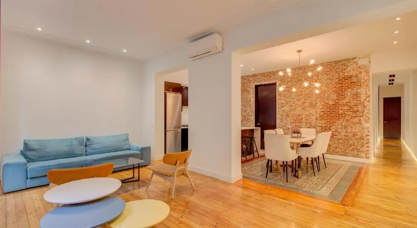 Luxury Rooms Madrid Center - Image 1