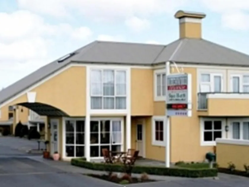 Birchwood Manor - Image 1