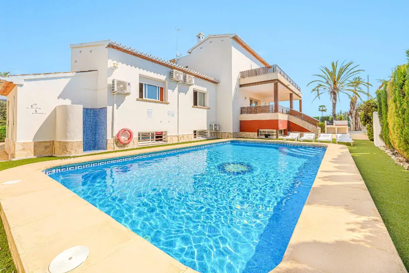 0001 Villa Mahon - Image 1