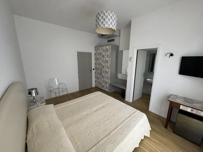 Hotel Blu - Image 1