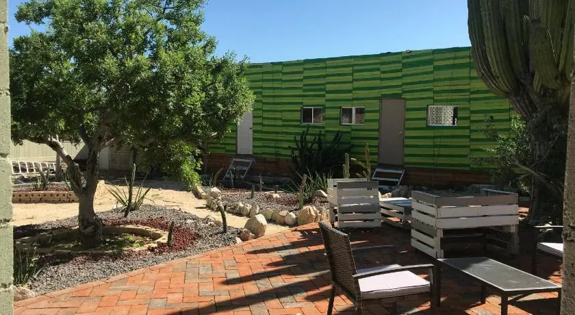 Susu’Z Village Hostel and Rooms - Image 1