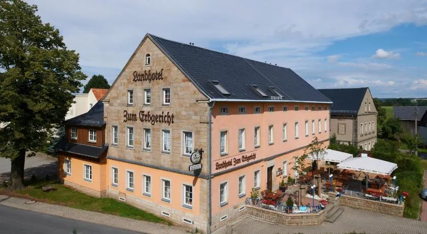 Landhotel Zum Erbgericht - Image 1