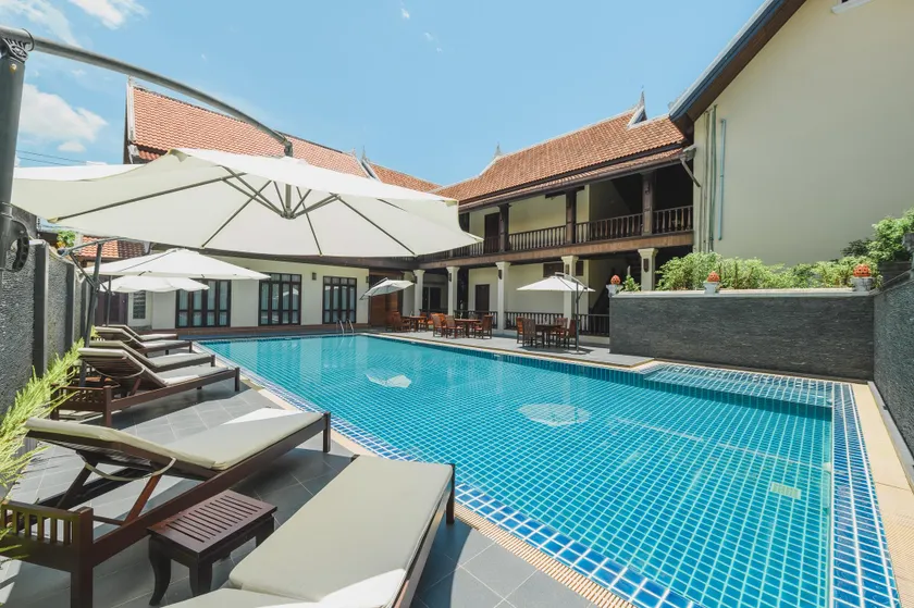 Sada Hotel - Image 1