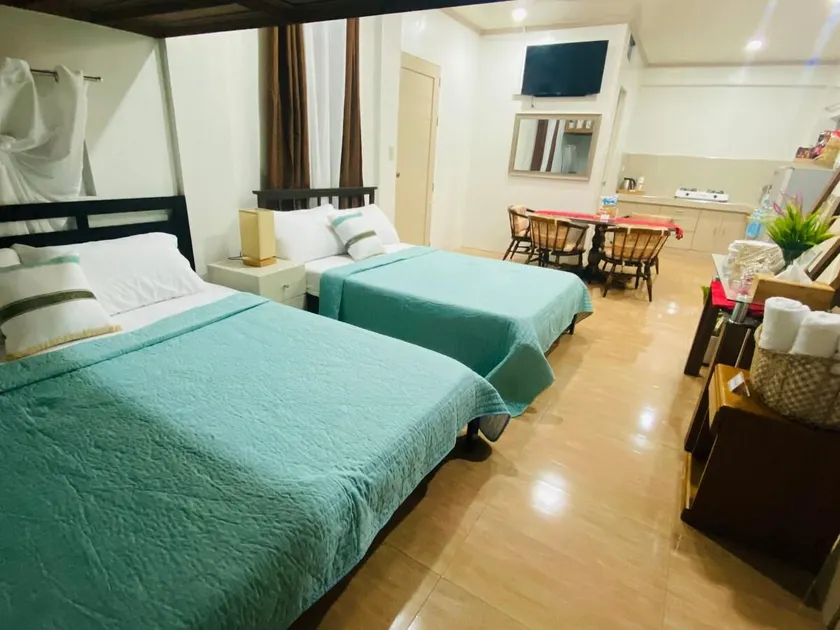 Ashville Guest House Studio for 6pax w/ Kitchen - Image 1