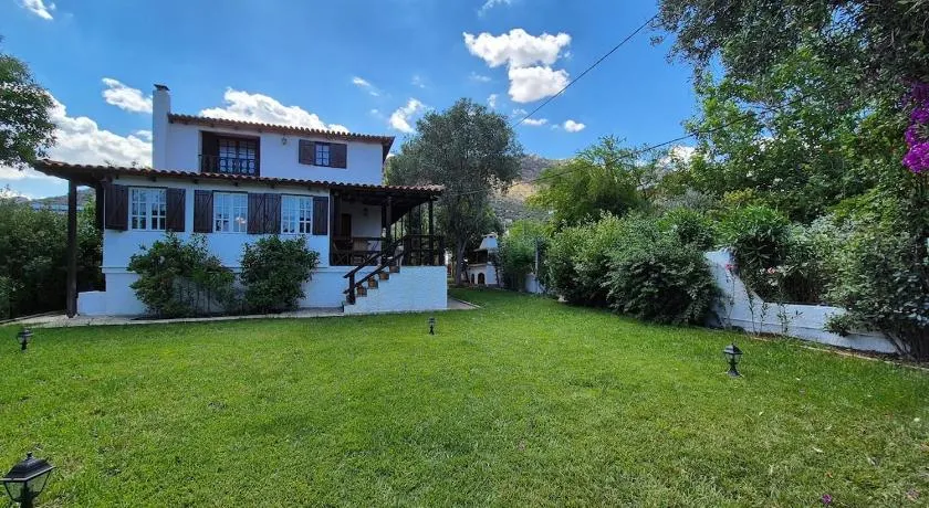 Nea Makri Maisonette Near Beaches by MPS - Image 1