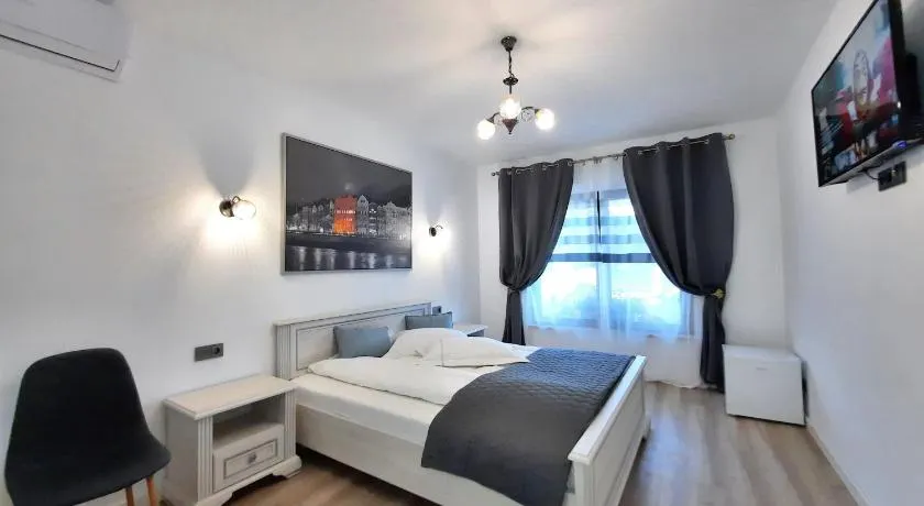 Casa Mora - Image 1