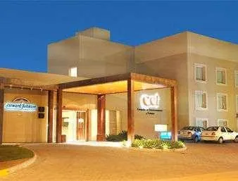 Howard Johnson Hotel and Casino Rio Cuarto - Image 1