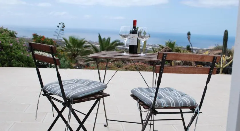 Luxury studio, sea view, pool - Image 1