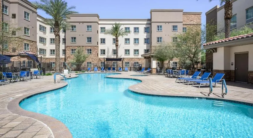 Holiday Inn Express & Suites - Gilbert - East Mesa by IHG - Image 1