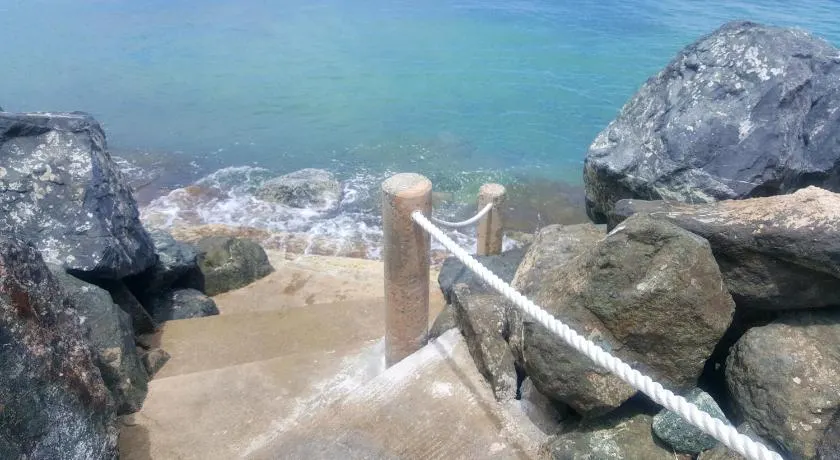 CozyBeach large 1BdrApt 50 steps from Atlantic Ocean private street between Ocean Park & Isla Verde 5 mins from Airport - Image 1