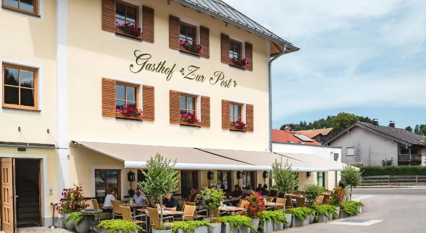 Gasthof - Hotel Zur Post - Image 1