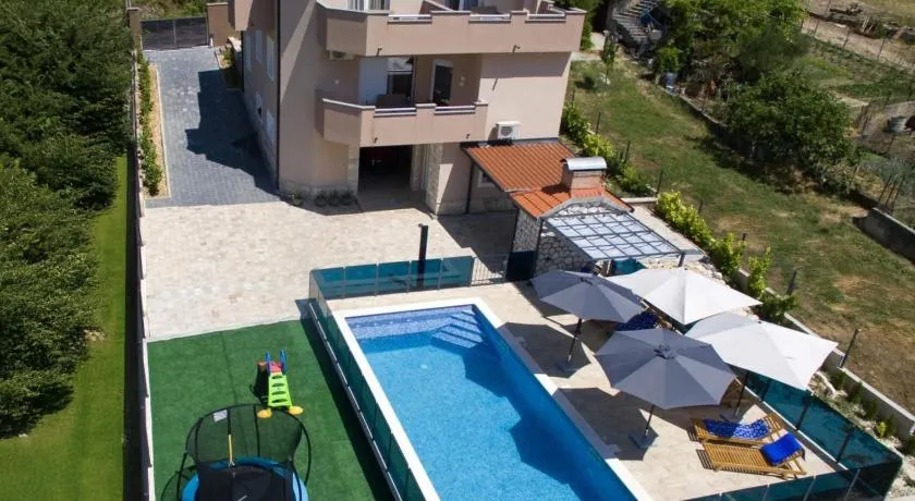 Holiday Home Marana - Image 1