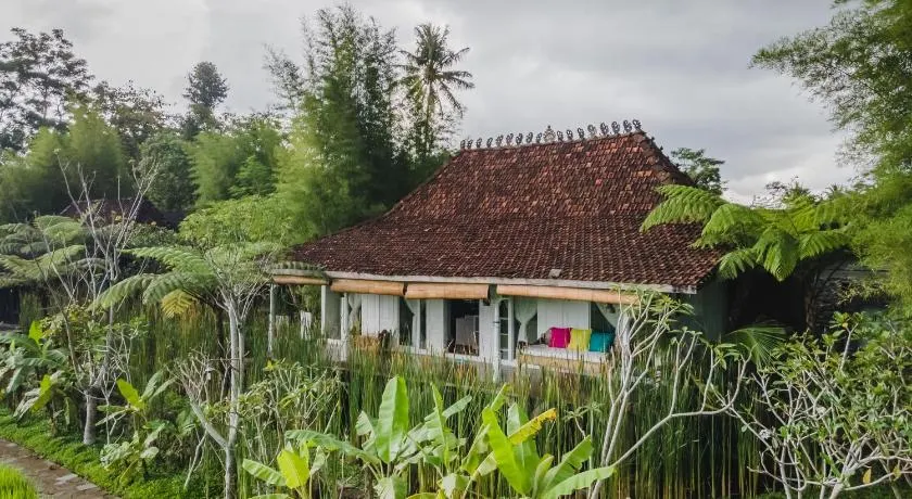 Rumah Jembarati - Image 1