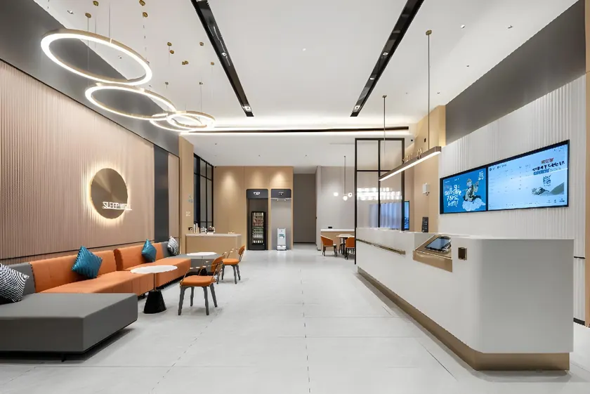 City Comfort Inn Chongzuo Central Pedestrian Street - Image 1