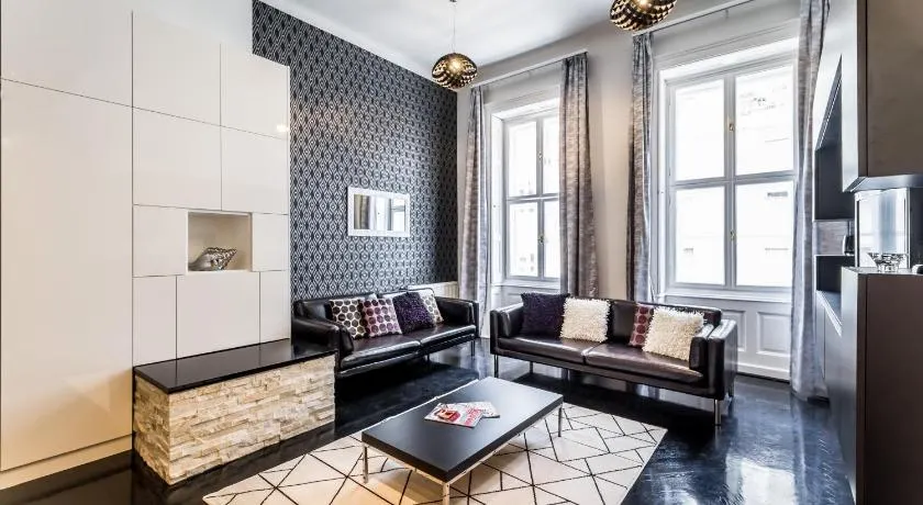 BpR B&W Elegant Home - Image 1