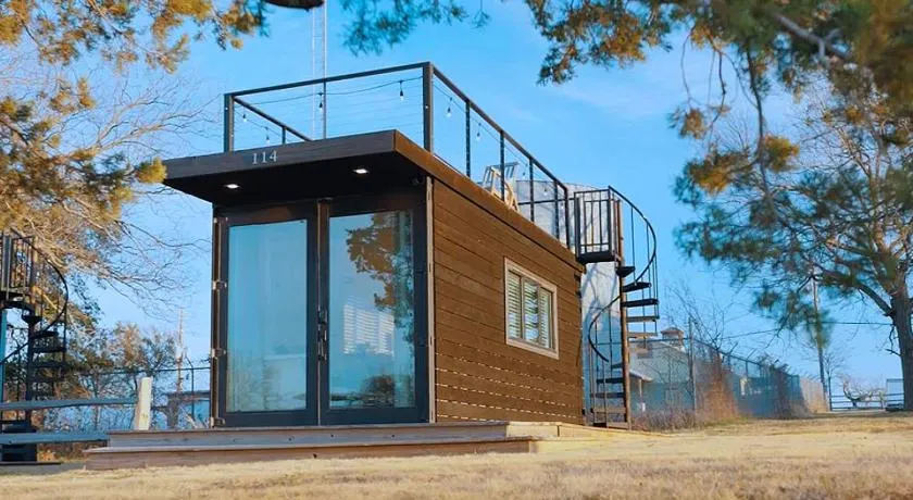The Bluebonnet-Tiny Container Home Country Setting 12 min to Downtown - Image 1