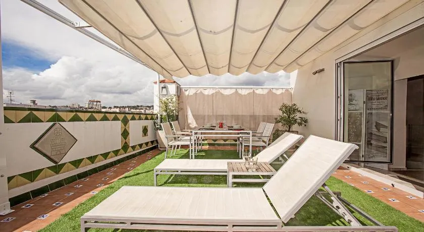 Beach Penthouse Sitges - Image 1